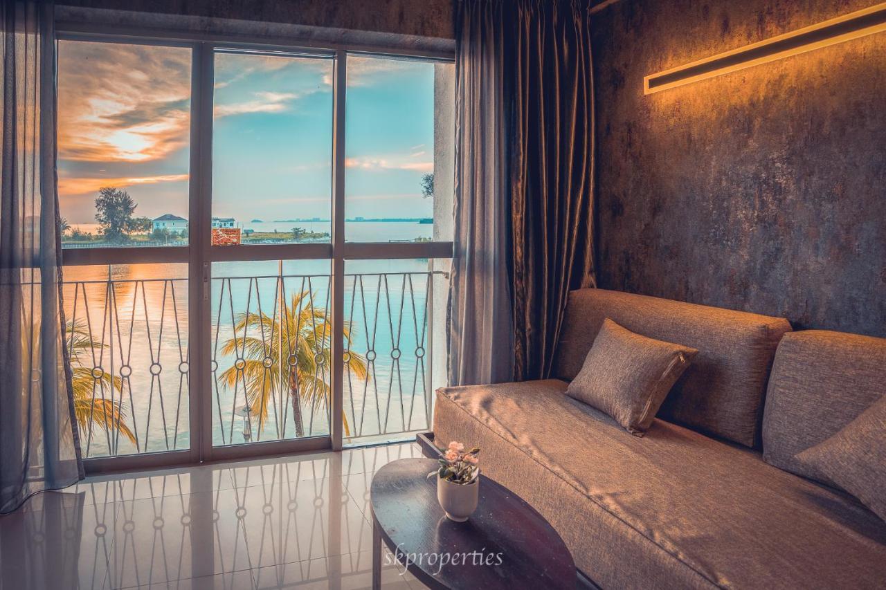 Seaview Suites At Admiral Bay Port Dickson Eksteriør billede