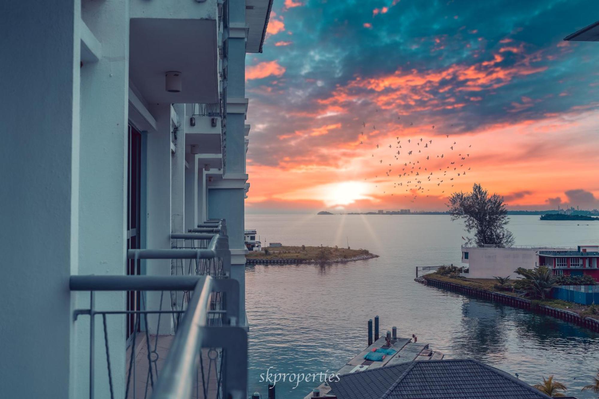 Seaview Suites At Admiral Bay Port Dickson Eksteriør billede